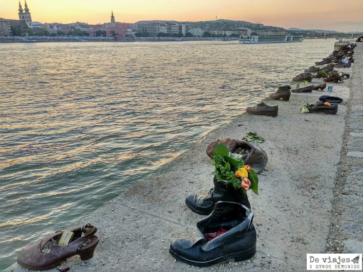 deviajesyotrosdemonios-zapatos-danubio-que-ver-en-Budapest
