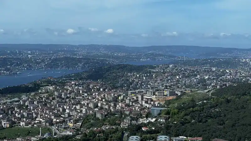 Vistas desde la Torre Çamlıca en la parte asiática de Estambul
