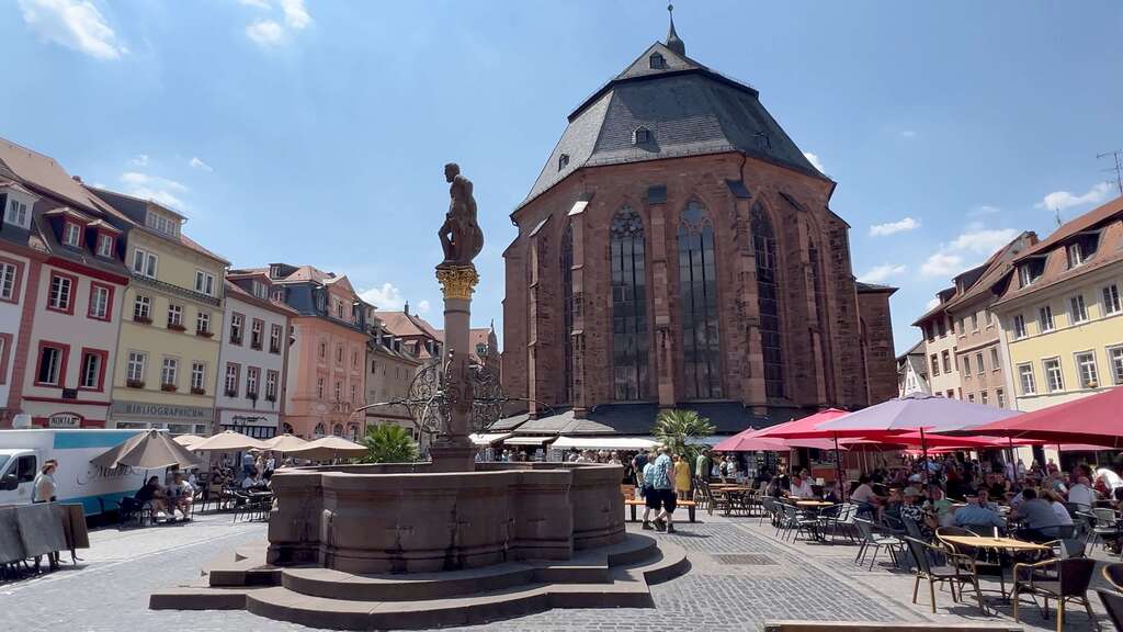 Heidelberg plaza del mercado con la iglesia