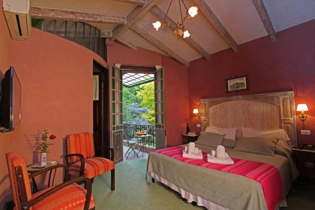 9. hoteles en bodegas mendoza - casa glebinas