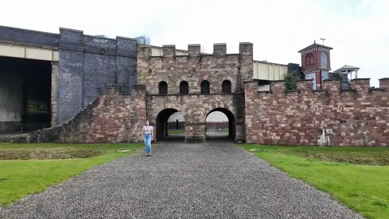 La reconstrucción de la puerta del fuerte romano de Mamucium, en Castlefield, Manchester