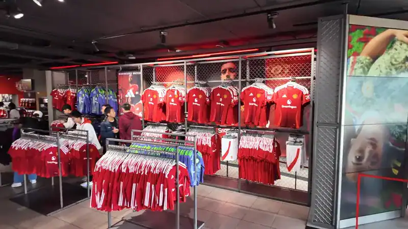 La megastore del Manchester United en Old Trafford